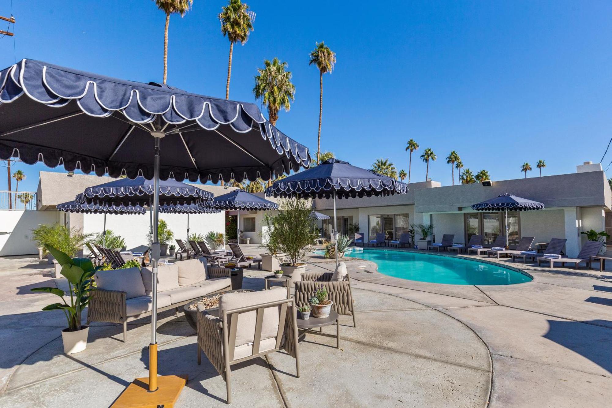 Casa Oliver Hotel & Resort - A Men'S Clothing Optional Resort In Palm Springs Eksteriør bilde